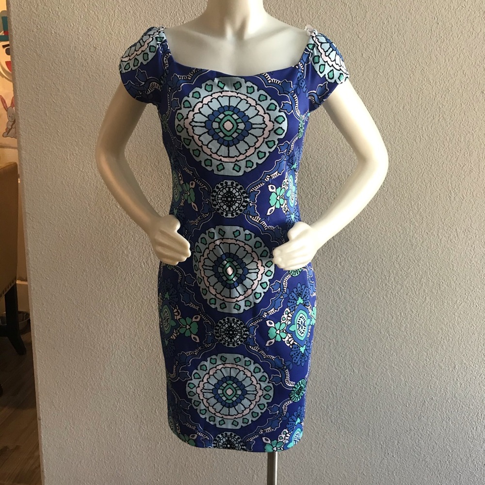 Zip Back Dress - Picture 2 of 6